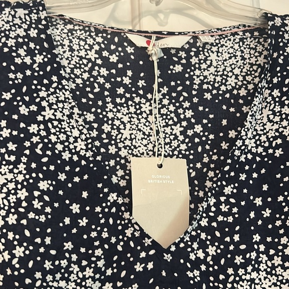 Boden V neck 3/4 sleeve blouse sz US 14 never worn. - Picture 5 of 6